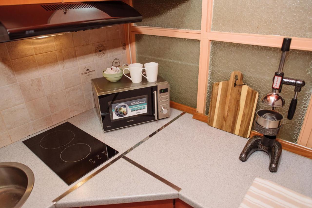 Lara Apartman Apartment Subotica Bagian luar foto