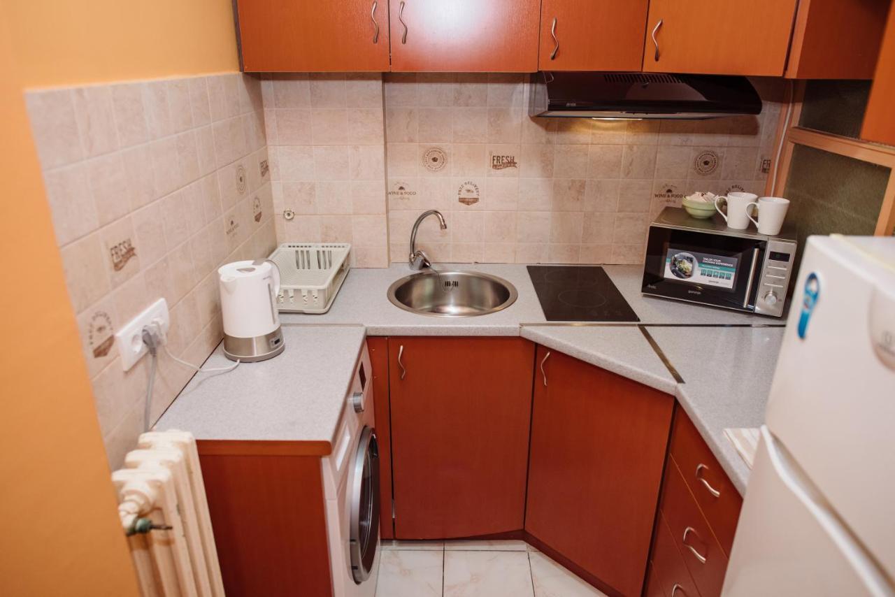 Lara Apartman Apartment Subotica Bagian luar foto
