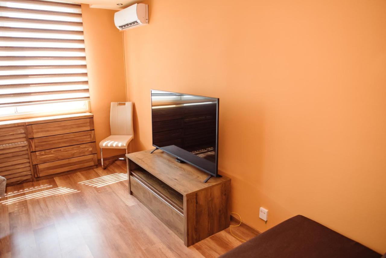 Lara Apartman Apartment Subotica Bagian luar foto