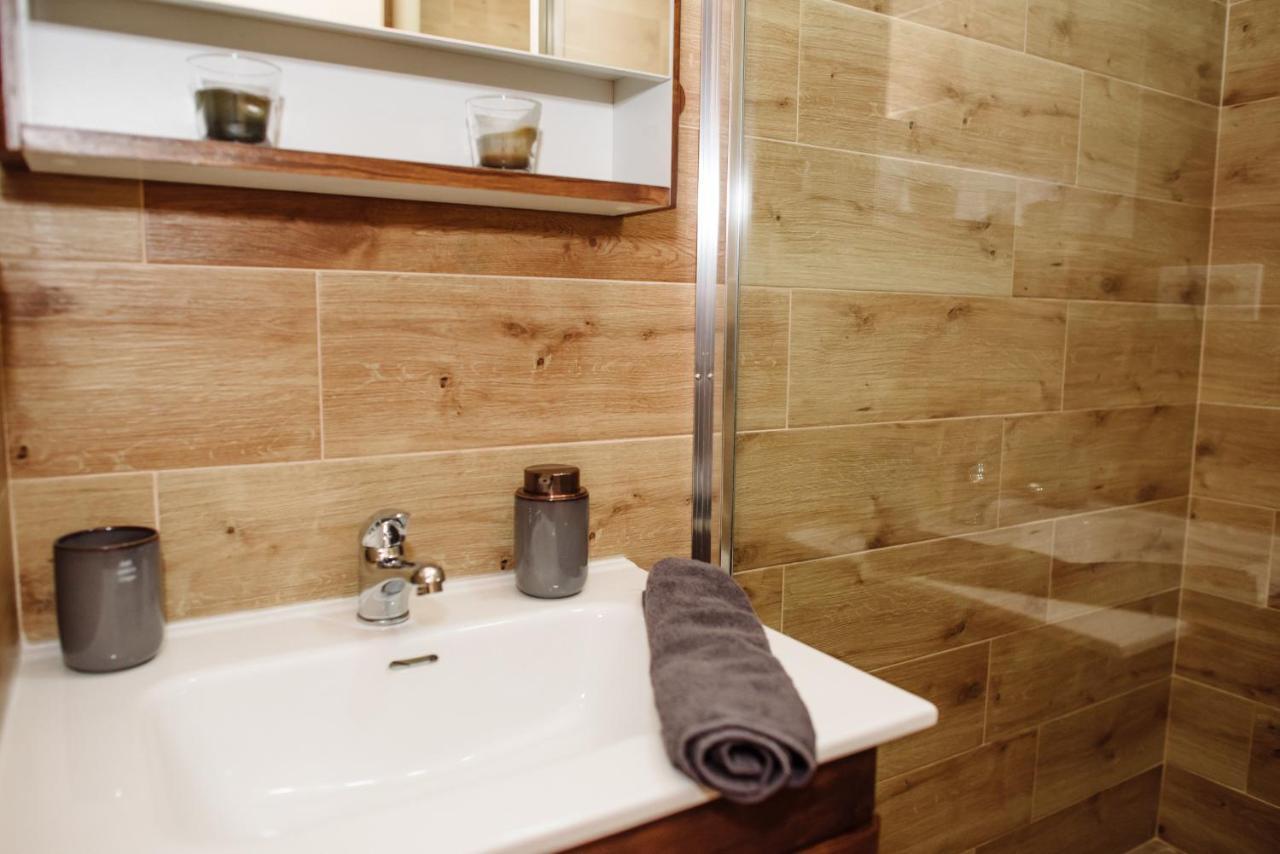 Lara Apartman Apartment Subotica Bagian luar foto