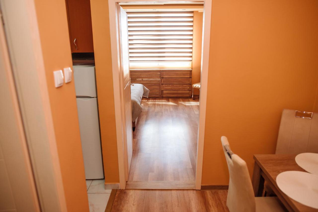 Lara Apartman Apartment Subotica Bagian luar foto